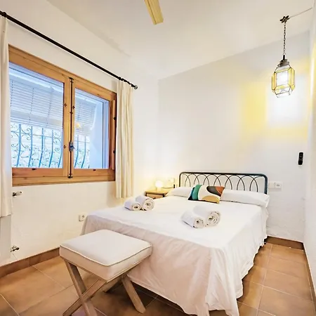 Villa Mas Blanc - Plusholidays *