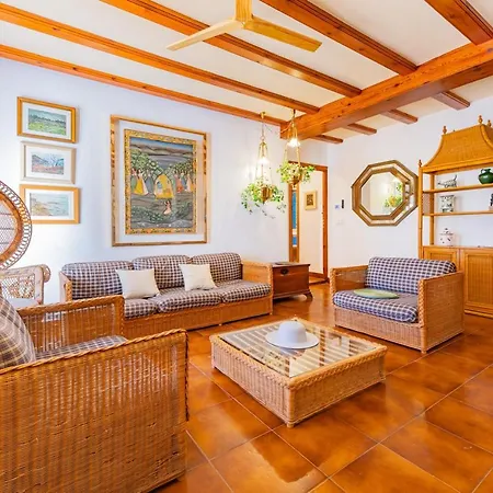 Mas Blanc - Plusholidays Villa